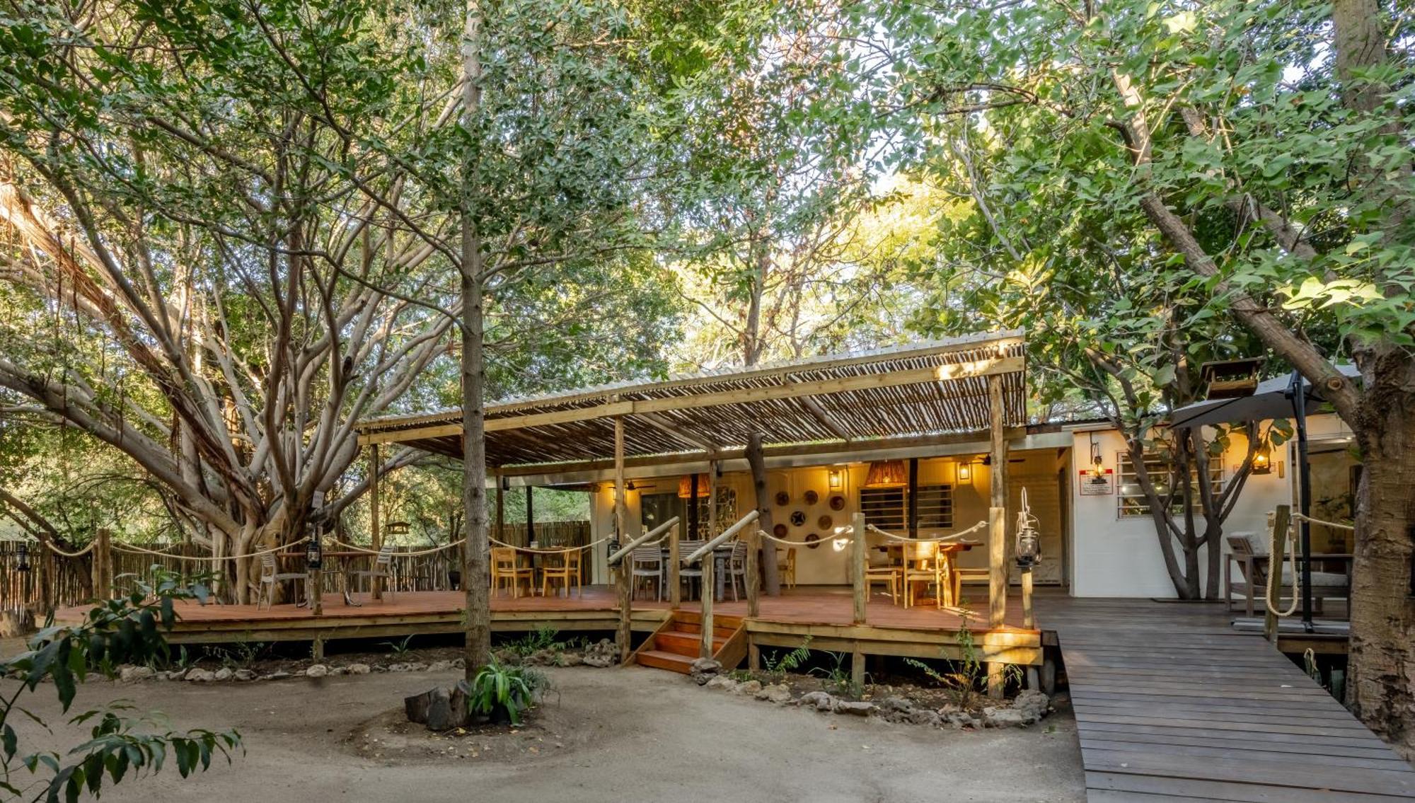 Bed and Breakfast The Waterfront, Maun Exterior foto
